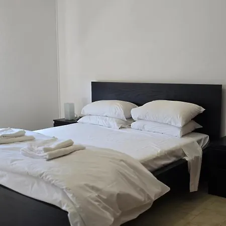 Apartament Skoufa 21 - Luxury -breakbooking Cy Limassol