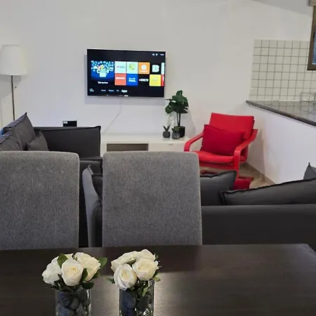 Apartmán Skoufa 21 - Luxury -breakbooking Cy