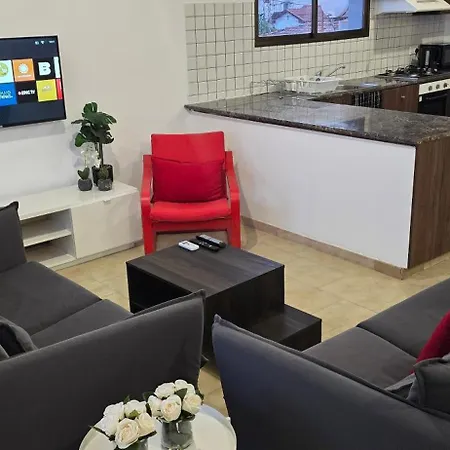 Skoufa 21 - Luxury -breakbooking Cy Apartment Limassol