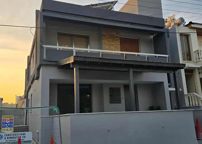 Skoufa 21 - Luxury -breakbooking Cy