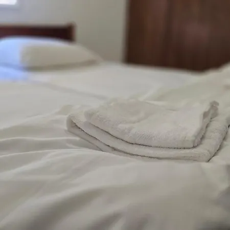 Skoufa 21 - Luxury -breakbooking Cy Apartment Limassol